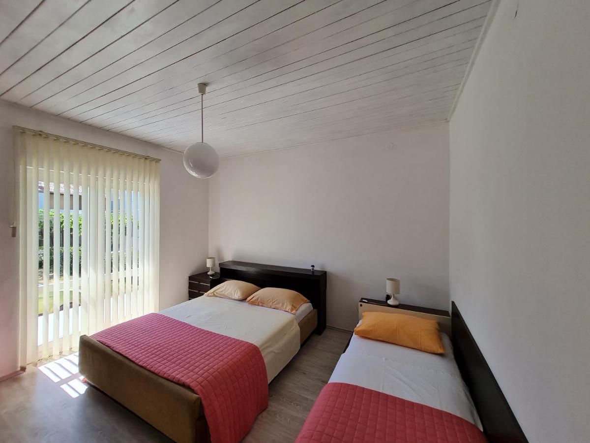 Guest House Barba Bibinje Eksteriør billede