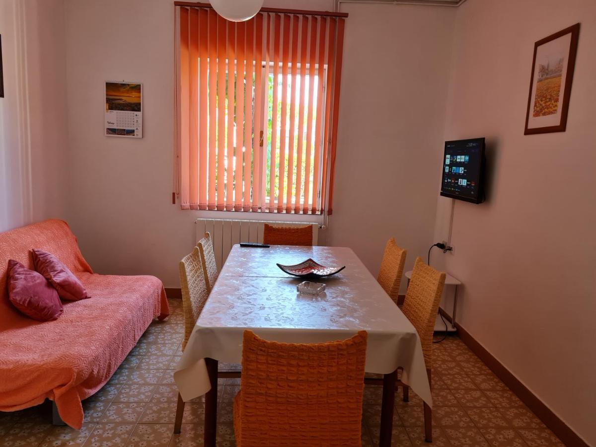 Guest House Barba Bibinje Eksteriør billede