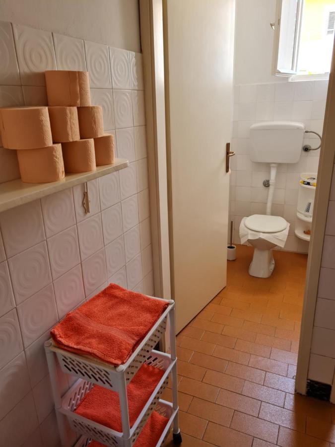 Guest House Barba Bibinje Eksteriør billede