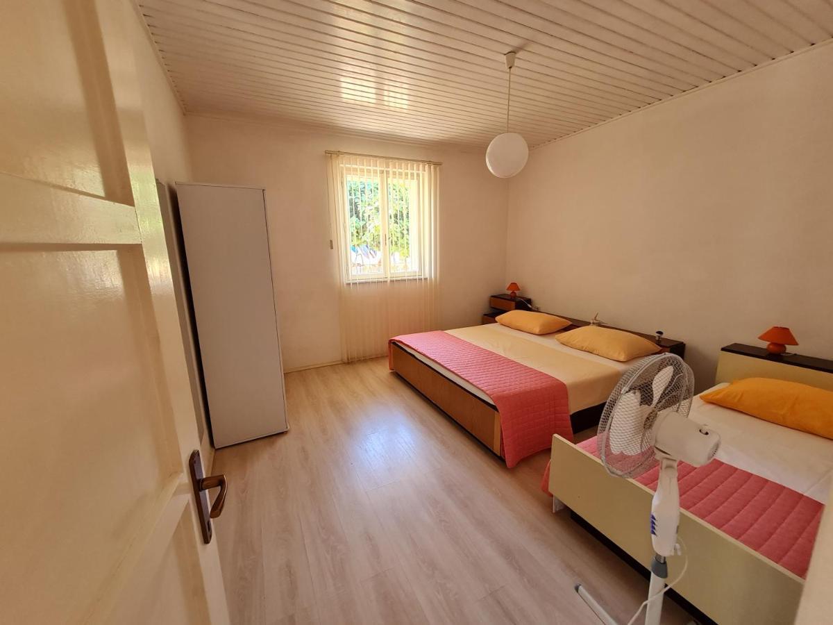 Guest House Barba Bibinje Eksteriør billede
