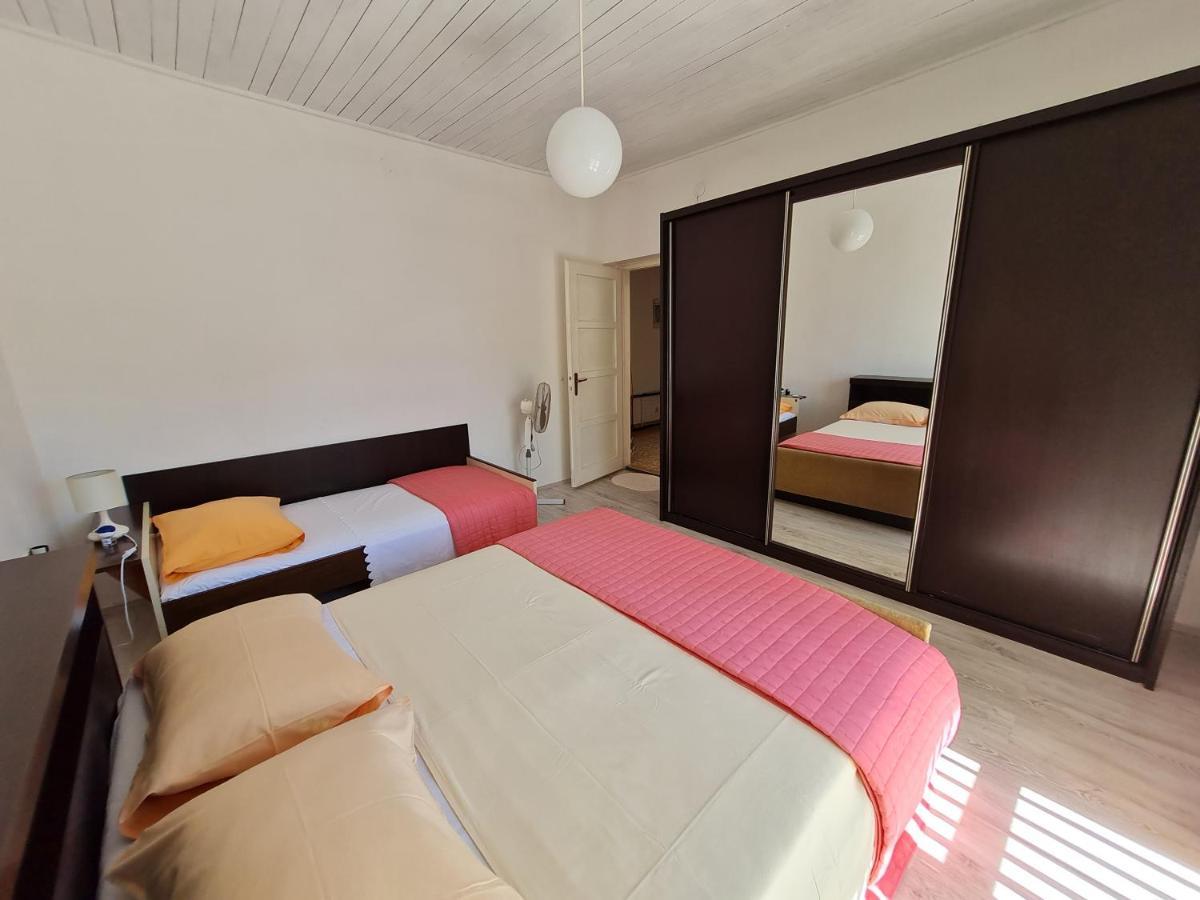 Guest House Barba Bibinje Eksteriør billede