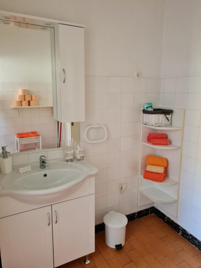 Guest House Barba Bibinje Eksteriør billede